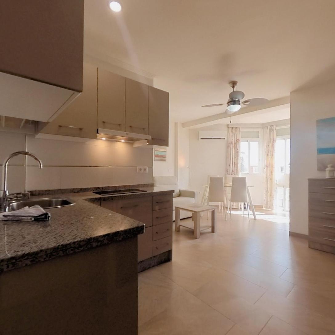 Terrasol Estudios Plazamar Torre Del Mar Zewnętrze zdjęcie