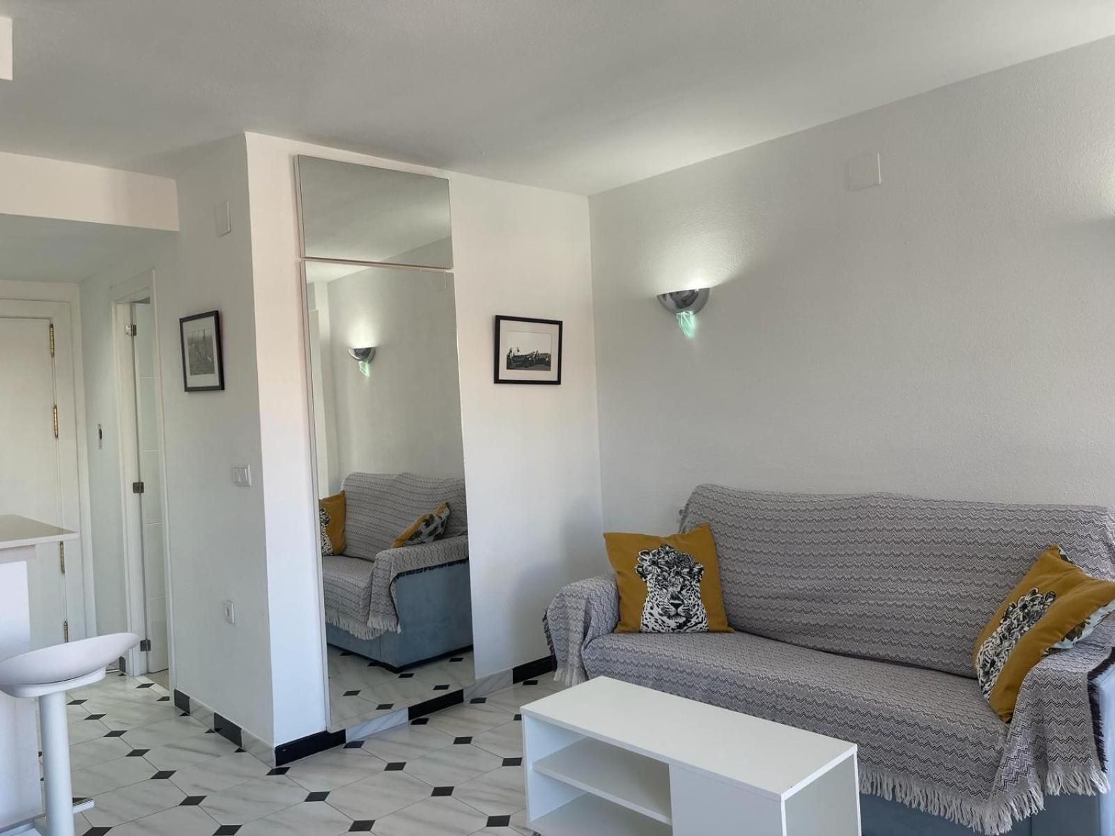 Terrasol Estudios Plazamar Torre Del Mar Zewnętrze zdjęcie